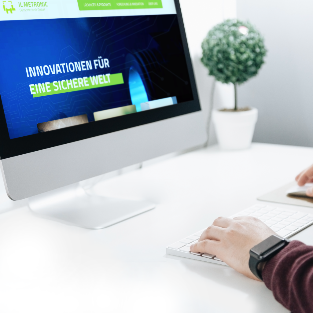 responsive multi devices mockups 006